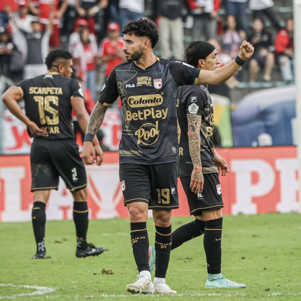 Miguel París tweet media