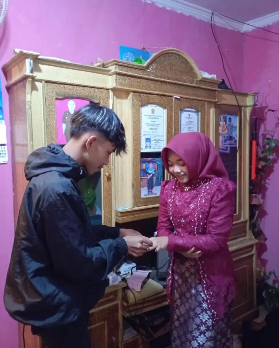 Si Paling Gen Z tweet media