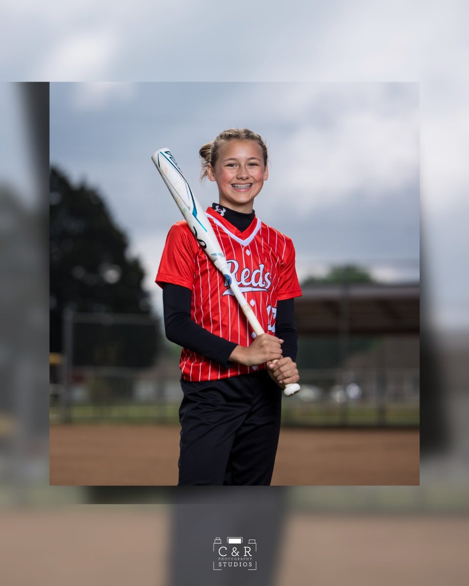 CRPhotoStudios's tweet photo. New Castle Softball Little League 🥎💪 https://t.co/sdJDU9FjW2