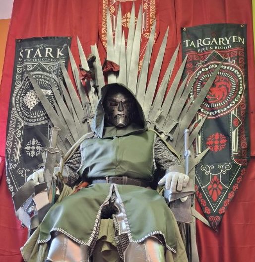 Fu3ar69's tweet photo. Doom resting on the throne @Packrat_Comics #Doom https://t.co/WLqxj3O1GN