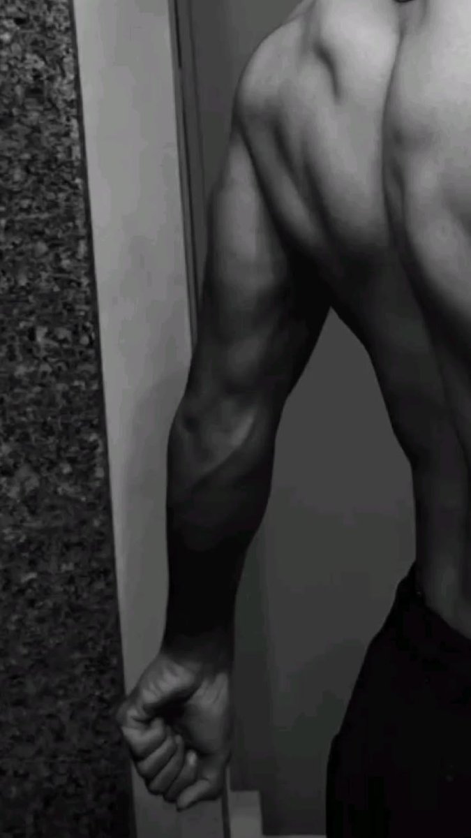 CALI235PCE's tweet photo. ใa peek for #seductivesubdayใ https://t.co/wi4dQQjRam