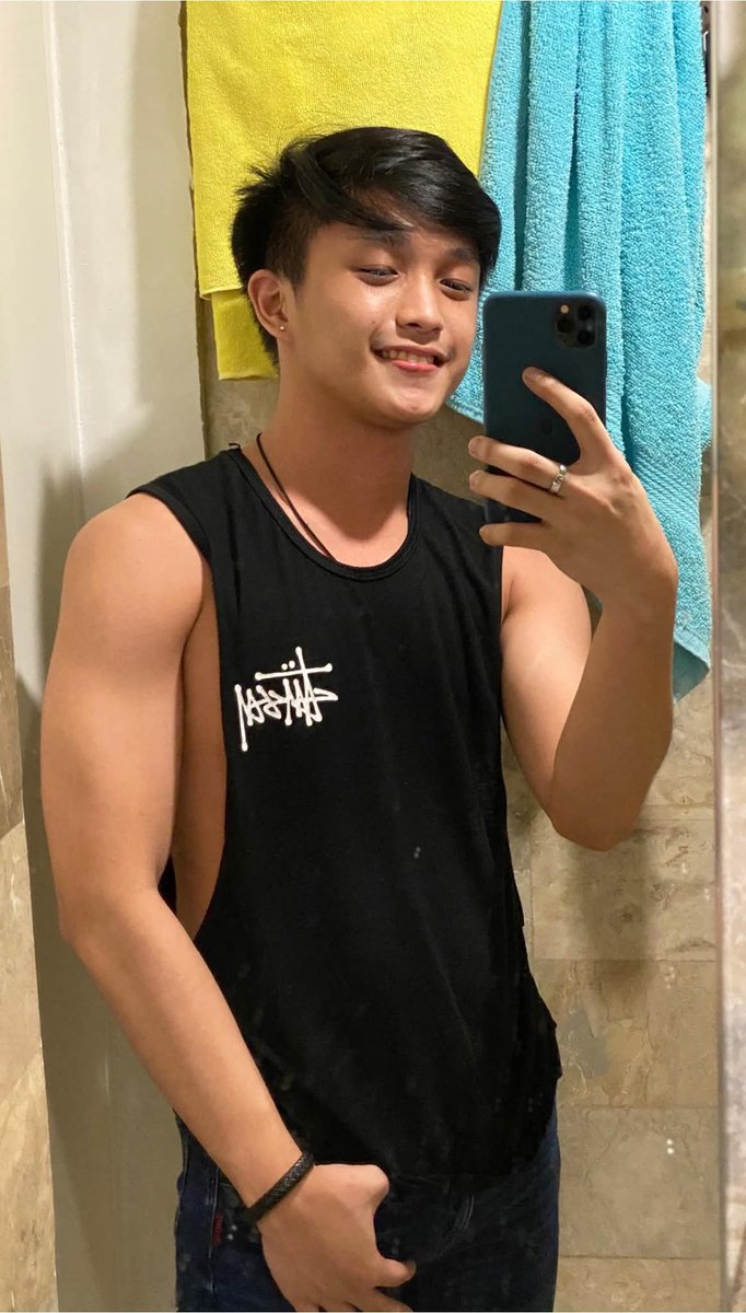 sakalamatganda's tweet photo. May kwentong Prinz ba kayo? Kwento nyo na https://t.co/23DQ5dCWOG