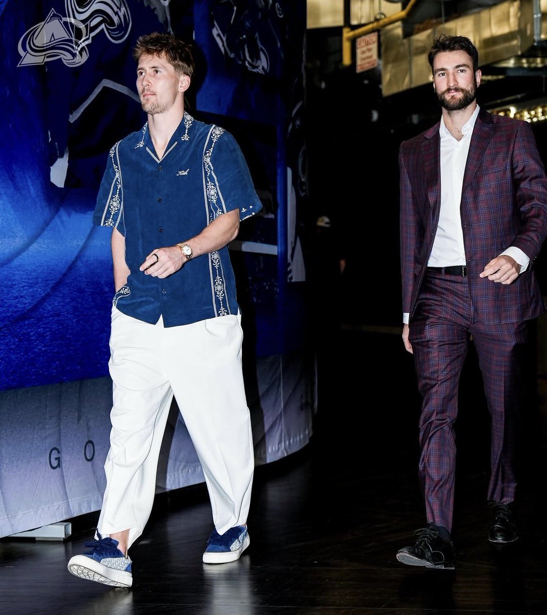avsinseider's tweet photo. obSESSED with marty’s fit also love roy’s burgundy and blue suit ☺️ https://t.co/D00JWDb8Cm