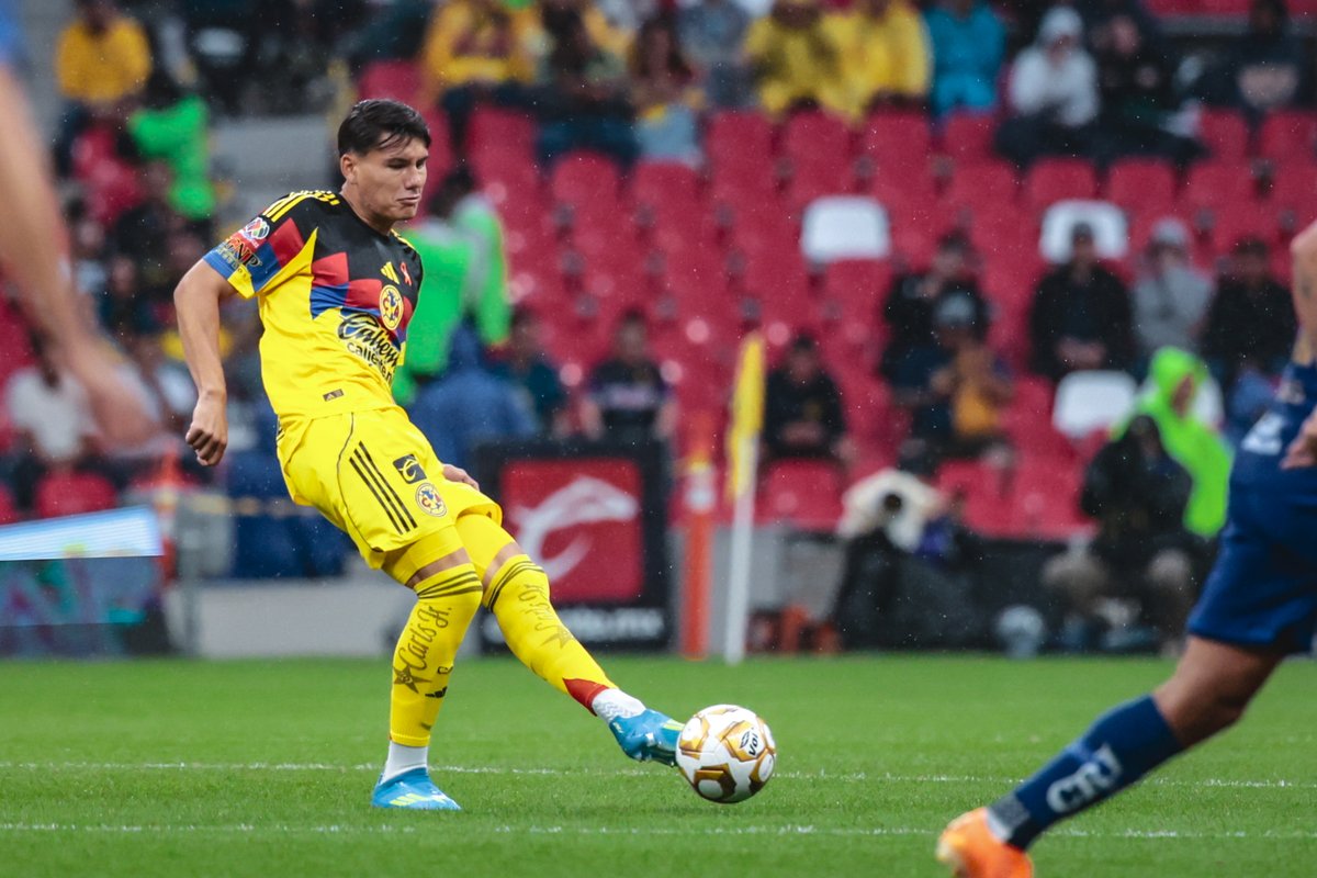 Club América tweet media