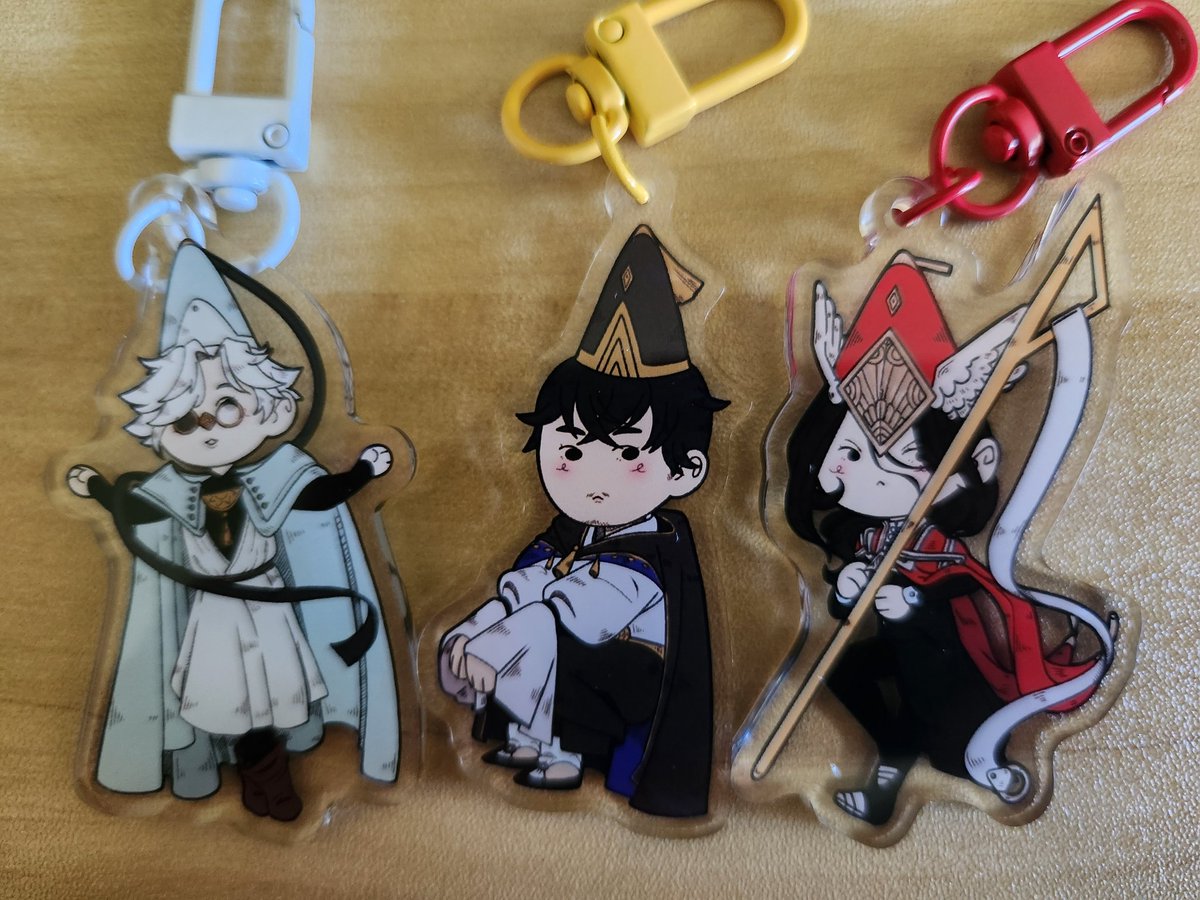 Havinator's tweet photo. Ordered to see how they would turn out and I'm super impressed!!! I love Witch Hat Atelier and I'm so happy it got an anime! I want to make stickers of these designs as well, just didn't get to that yet :3
#witchhatatelier #fanartㅤㅤㅤ https://t.co/LnxSyhBUEx