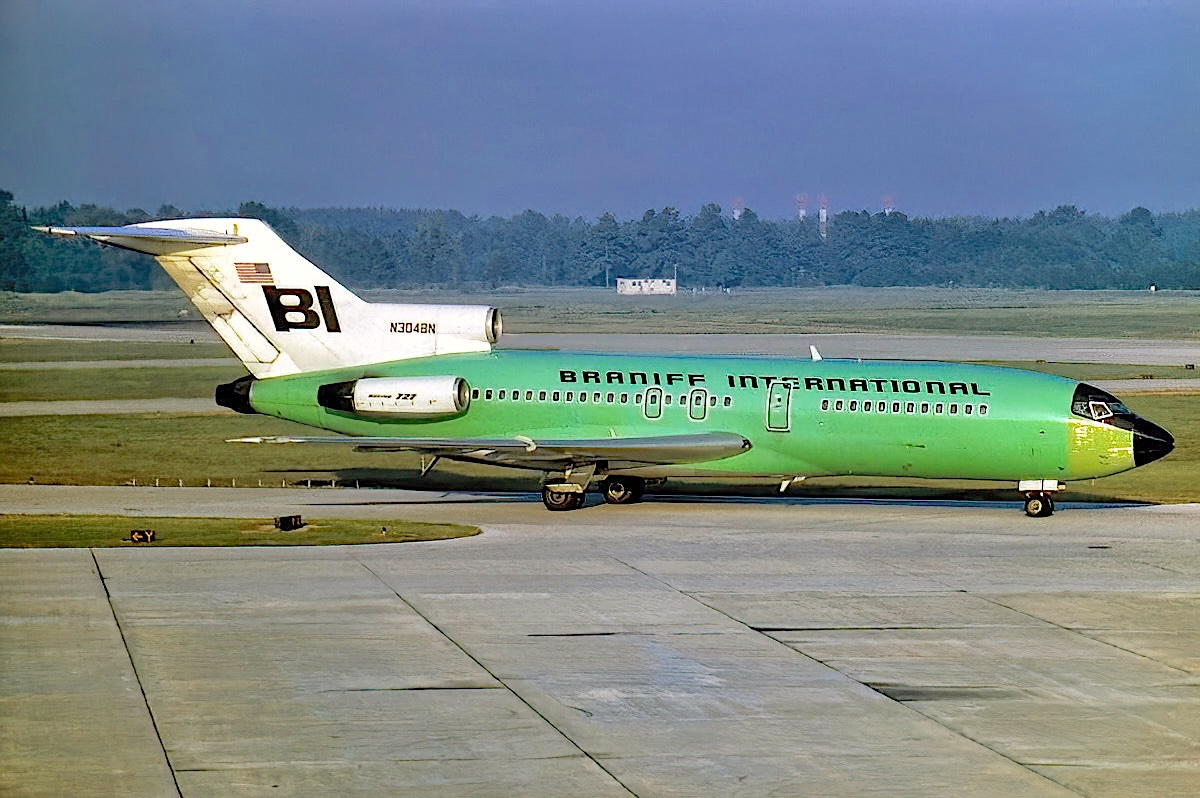 Braniff International tweet media