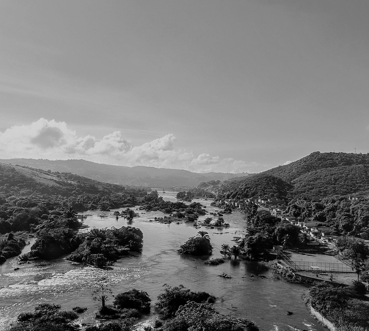 fabrs's tweet image. #landscape 
#blackandwhite