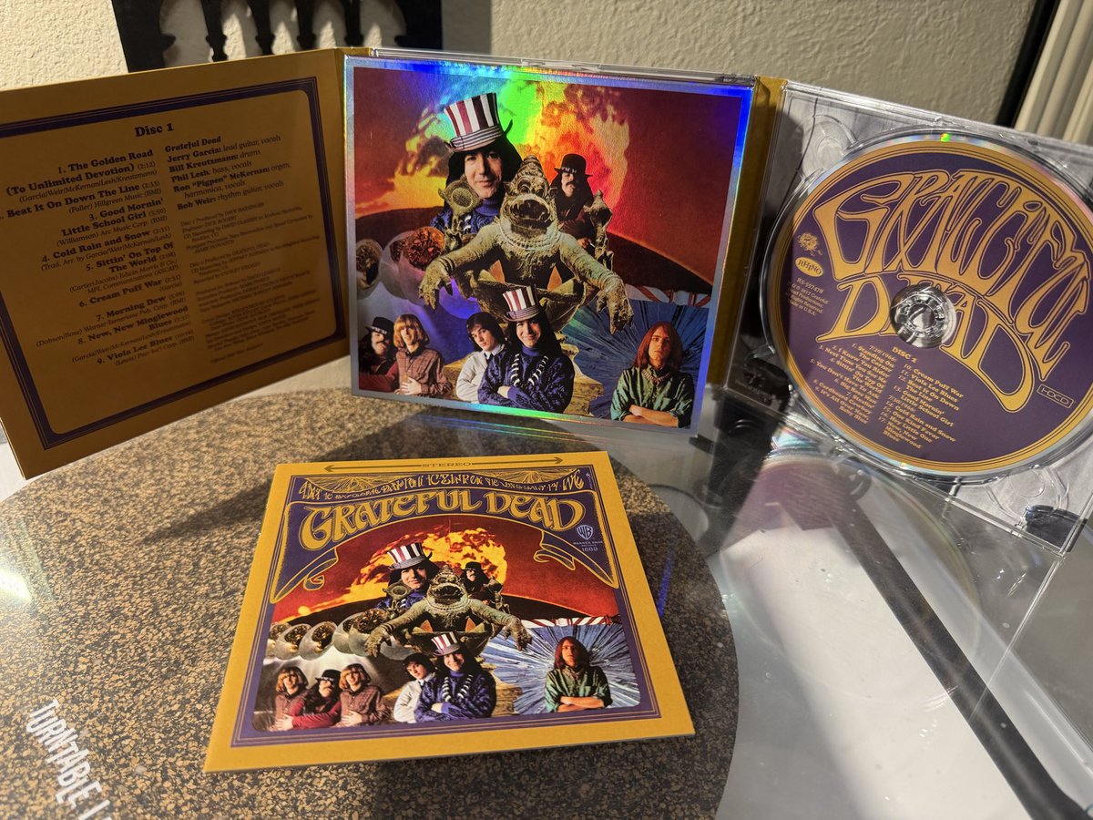 matt_matth's tweet image. Grateful Dead – The Grateful Dead
1967, Warner Bros Records // 2017 Rhino HDCD  #NowPlaying