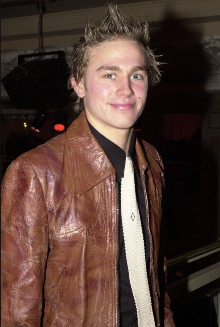 dailycharliehunnam tweet media