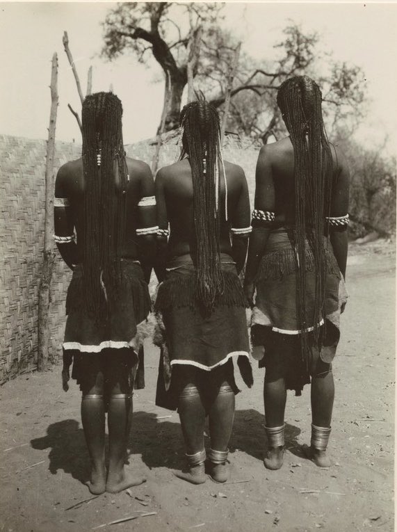 African crowns tweet media