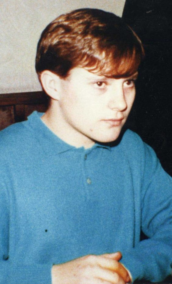 Davolaar's tweet image. Carl David Lewis, a factory worker from Liverpool, was born on this day in 1970.
He was 18 years old when he lost his life at Hillsborough in 1989.
RIP Carl, 🙏❤️
Never Forgotten, JFT97