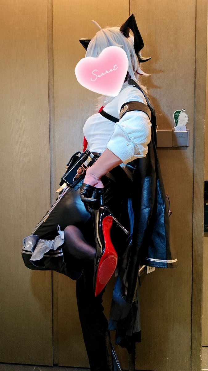 璇 tweet media