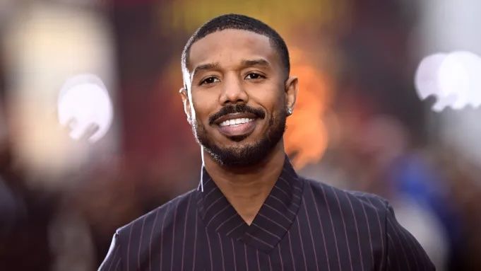 screenrant's tweet image. #MichaelBJordan's first post-Sinners movie is #Netflix's animated film, Swapped. The audience score is currently an 87% on #RottenTomatoes, a significant improvement from the critics' score of 68%. 🍅

Read More: bit.ly/4d2FbhU