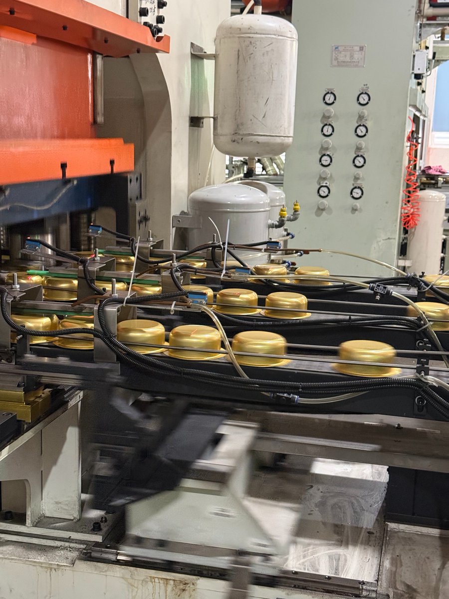 DonglaiPack's tweet image. Consistent forming and sealing across batches.
Aluminum bowls with easy-open lids for retort food production.
Stable quality, certified FSSC22000 / ISO9001.
#RetortPackaging #FoodPackaging #EasyOpenEnd #AluminumPackaging