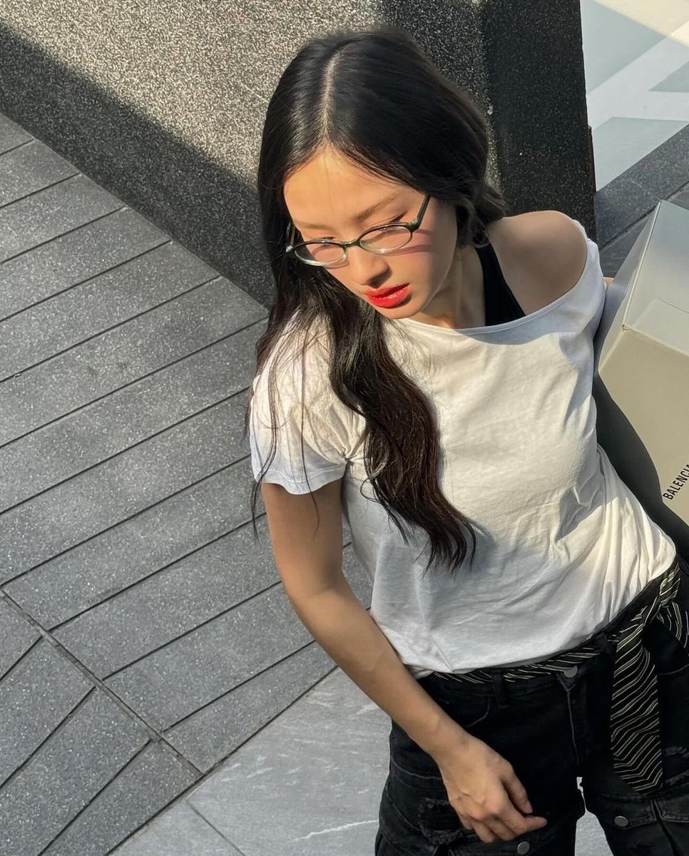 찌릿핑 tweet media