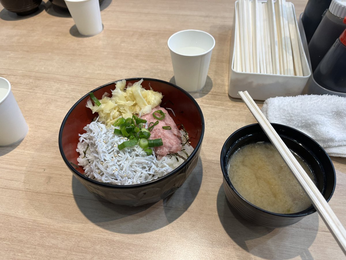 ソリ tweet media