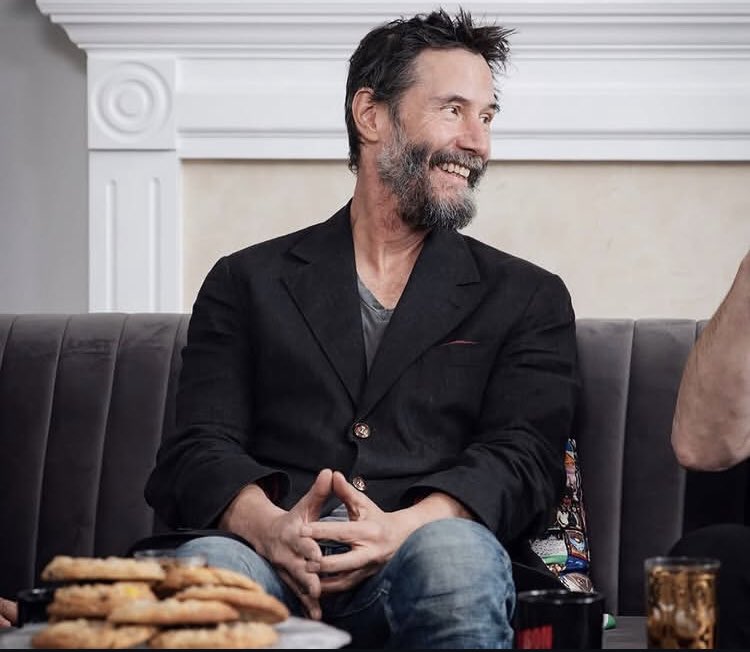 Everythingkeanu tweet media