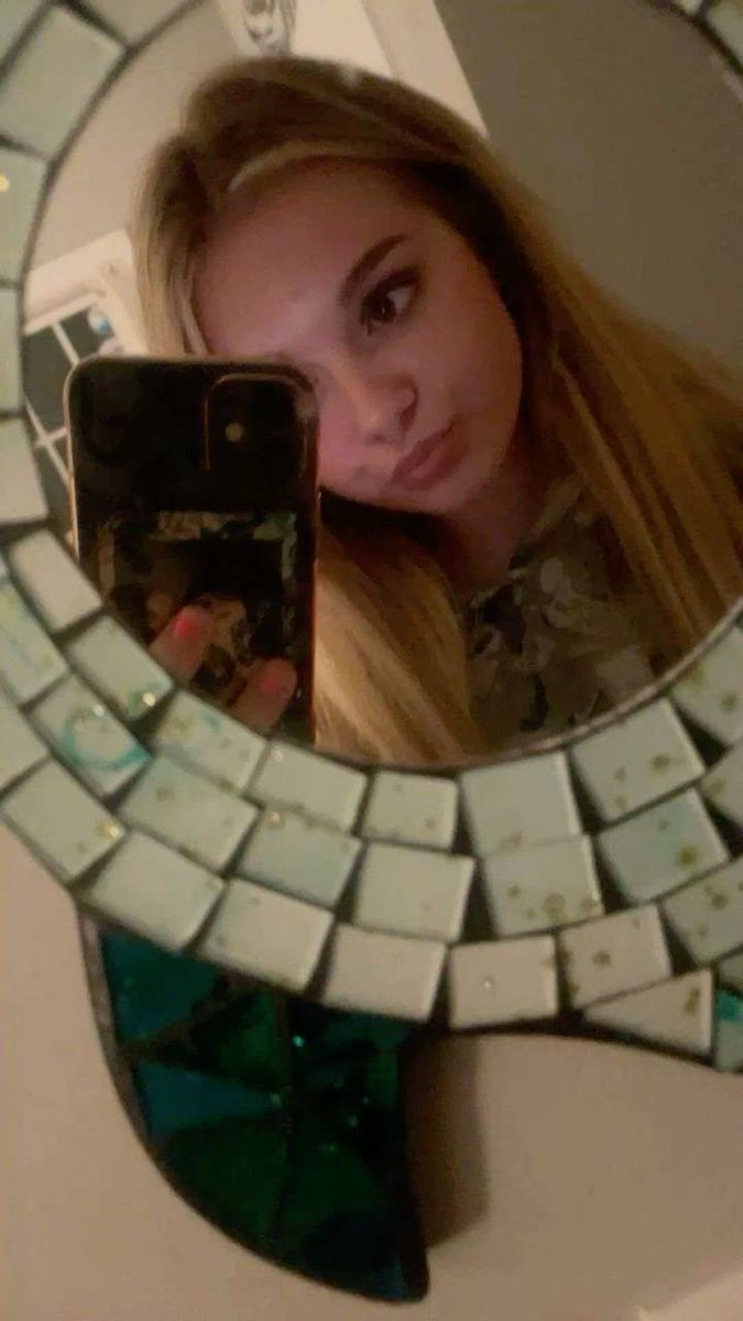 Alice tweet media
