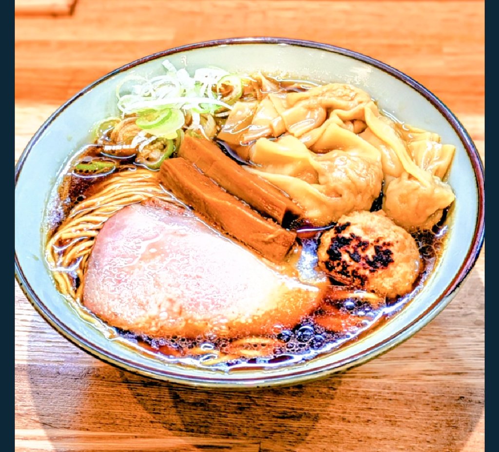 麺饗庭　必道　片岡　何必 tweet media