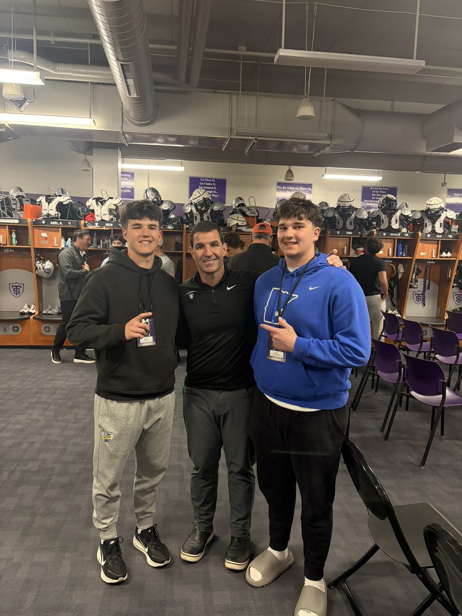 OmarAlmanasir62's tweet photo. Had an Amazing time at the @UST_Football Junior day! Enjoyed learning more about the school, football, and culture. Thank you @jay_macintyre11 for the invite!

@StmaFB 
@OJW_Scouting 
@PrepRedzoneMN https://t.co/oHW0urygNq