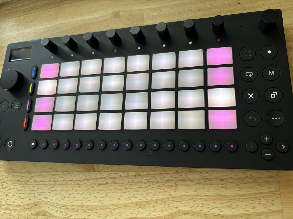 vc_fox's tweet image. My new gear… Ableton MOVE #ableton