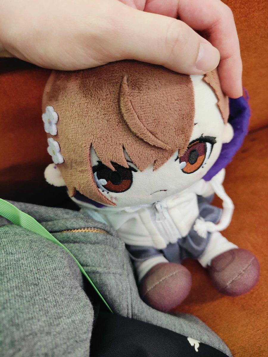 皐月海 tweet media