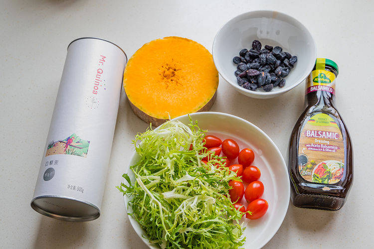 selvakumarhdb's tweet image. Organic Quinoa Taste Test!   Cooked in 12 mins—fluffy, nutty, zero bitter aftertaste! Perfect for bowls/salads.    Non-GMO |  High protein |  Gluten-free  Try it:  [Link]  #Quinoa #OrganicFood #CookingHacks