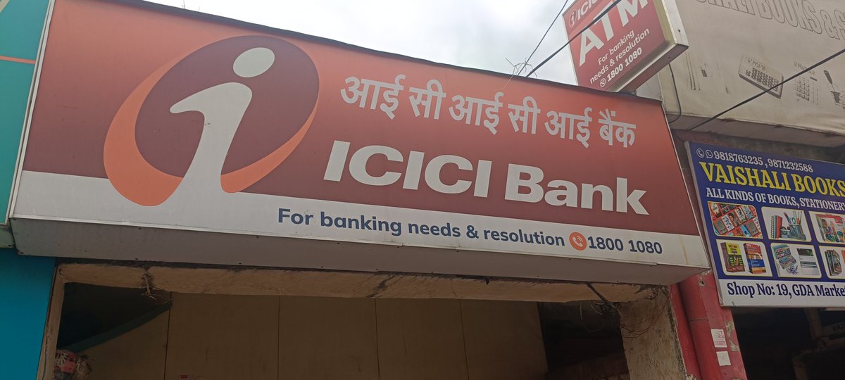 iforishwar's tweet photo. @ICICIBank I attempted to withdraw ₹6000 via UPI from your ATM, but cash was not dispensed while the amount was deducted from my account. I’ve attached proof for reference. There was no emergency/help system working at the ATM. Kindly resolve this issue at the earliest. @RBI https://t.co/9z37hHlGtU