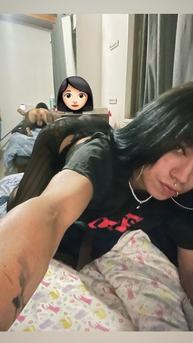 valde_chma's tweet photo. @chilenaked 🧘🏻‍♀️ https://t.co/CiKzTJ7EFi