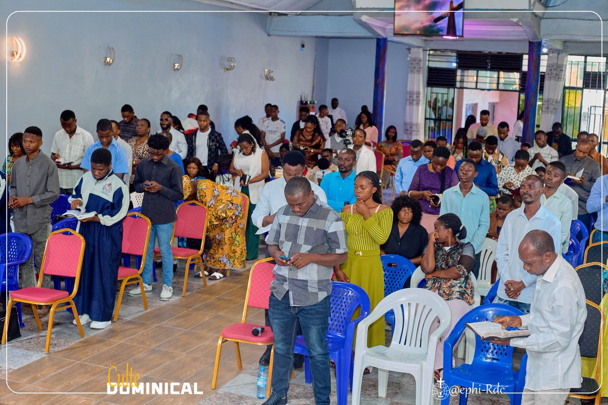 EphiRDCongo's tweet photo. Sauver son #âme vaut plus que tous les #trésors du monde.
Ne laissons ni les distractions, ni les compromis, ni l’#amour du monde nous éloigner de Dieu.
Revenons à Lui avec sincérité, gardons Sa Parole dans nos cœurs et persévérons jusqu’au bout.
#Foi #JesusChrist #SauverSonAme https://t.co/xdHovzdeW8
