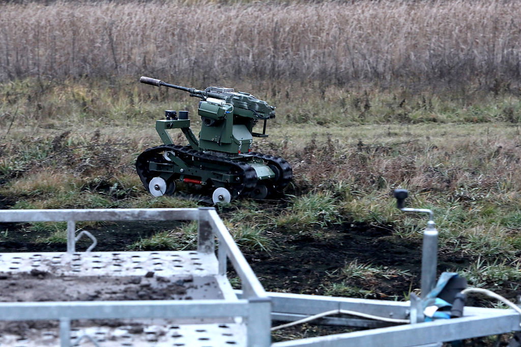 businessamfr's tweet image. La Russie déploie plus de 20 types de robots terrestres dans la guerre en Ukraine fr.businessam.be/la-russie-depl… #Ukraine #Russie #Guerre #Robots #TechnologieMilitaire