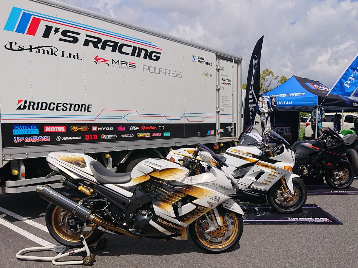 I's RACING tweet media