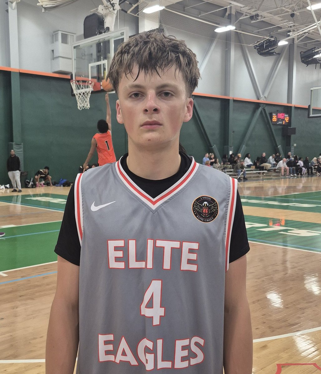 JHillsman's tweet photo. ...but all I can tell you is...if they continue to develop, learn spots...and play through physical defense...need a shooter... all 3 SHINED @OntheRadarHoops #RockyTopInvitational. When I left goals were being raised because nets were in need of replacement. @CoachHemi https://t.co/I7cjZlbTrY