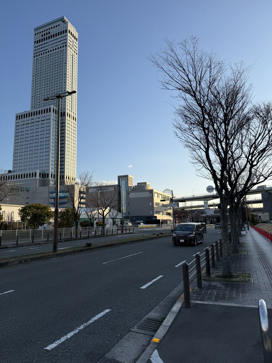 jam_tasuku's tweet photo. おはようございます☀
今日は天気良くて最高ですね！
お散歩日和🏃
今日も出勤してるのでたくさんご予約お待ちしてます！😊

#売り専 #JAM大阪 #ゲイ https://t.co/uZGdlYPTpy