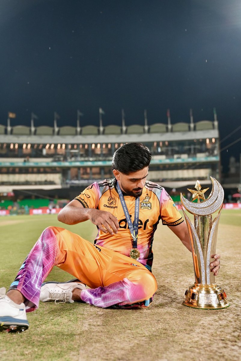 usama1458's tweet photo. Alhamdulillah, CHAMPIONS 🏆 https://t.co/Esa49g3dXD