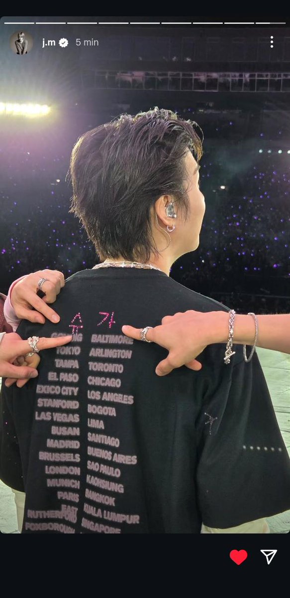 ara VERÁ A BTS 𖹭.ᐟ tweet media