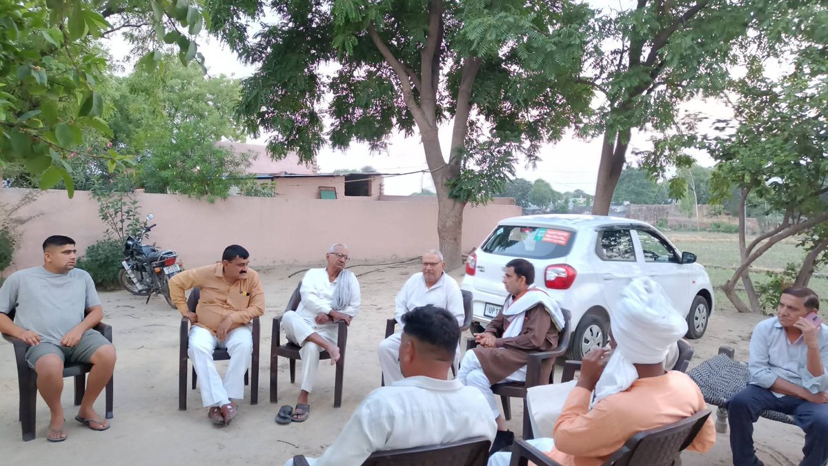 #योगी_सरकार_आपके_द्वार 
जनसुनवाई ग्राम किसौली 
#PMOIndia #nitinnabin #BJP4IND  #BJPWESTUP  #BJPGovernment #ChiefMinisterOfficeUttarPradesh  #MYogiAdityanath #SunilBansal #PankajChaudhary  #DharampalSingh #satendrashishodia