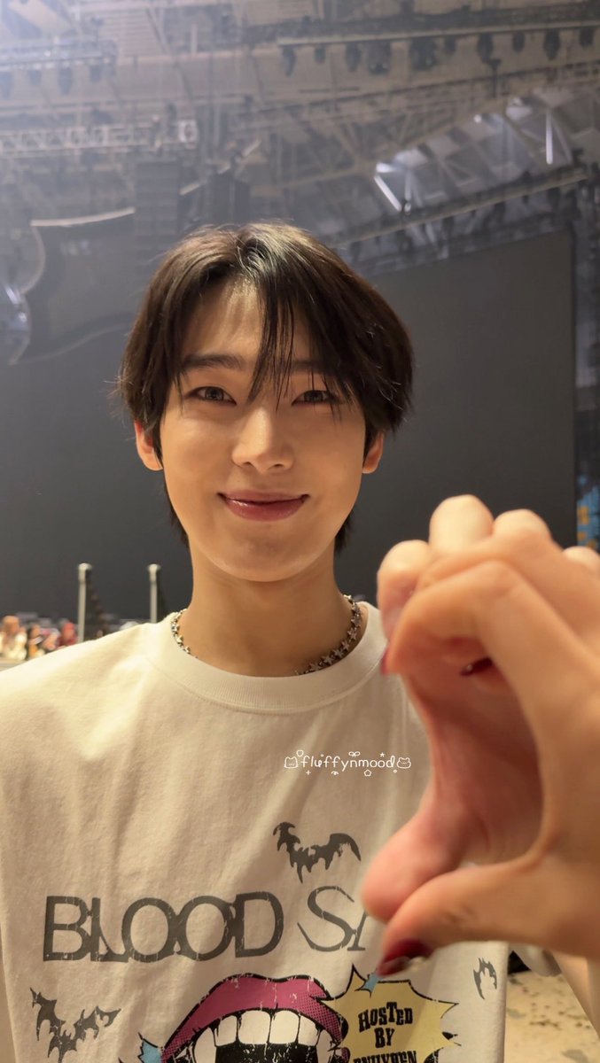 ꒰ 𝘧𝘭𝘶𝘧𝘧𝘺 ꒱˚ ༘ (slow) tweet media