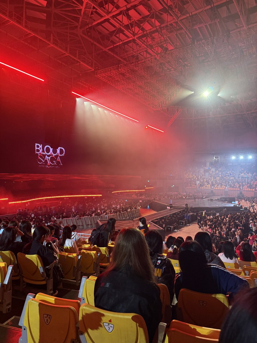 ꒰ 𝘧𝘭𝘶𝘧𝘧𝘺 ꒱˚ ༘ (slow) tweet media