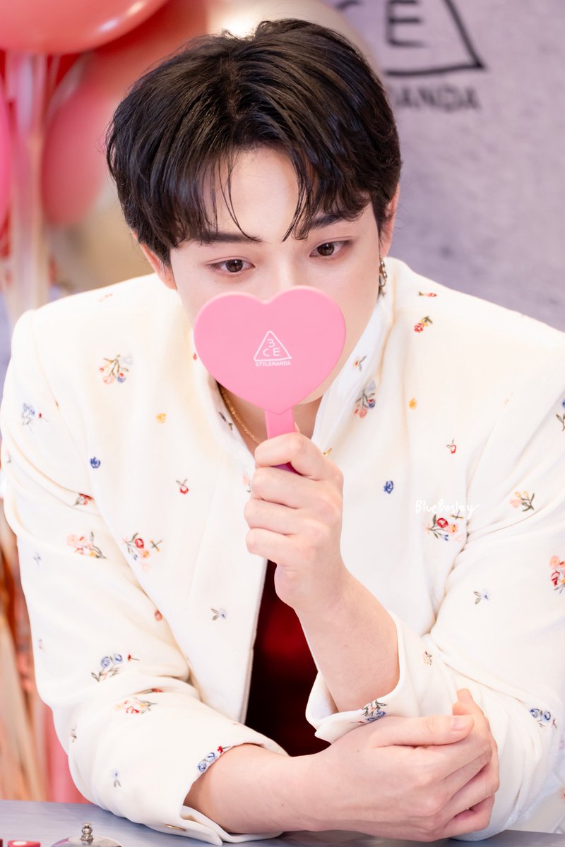 💙💛 𝗯𝗹𝘂𝗲𝗯𝗼𝘀𝗹𝗲𝘆 💛💙 tweet media