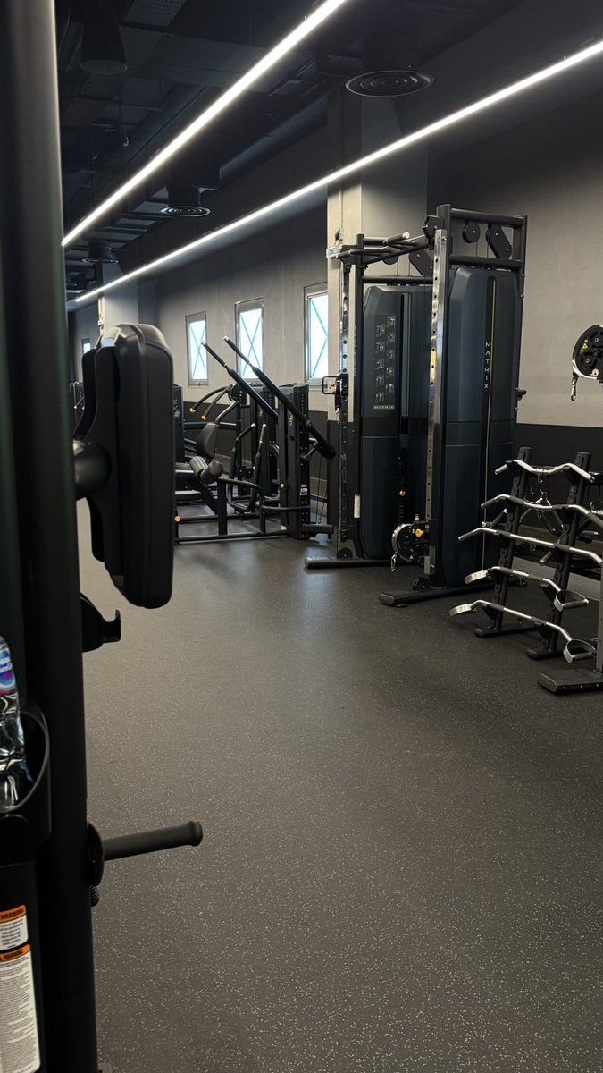 s8wj_'s tweet photo. Morning gym vibe 🌟
7:34 AM https://t.co/dgArNDvLoa