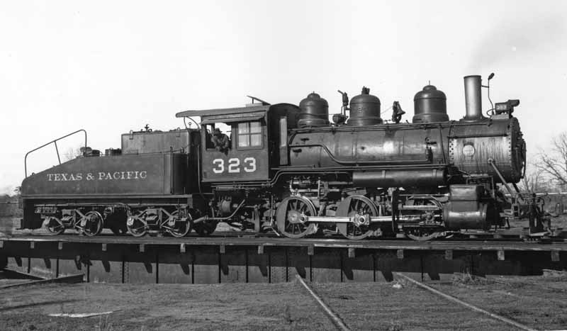 BeytienJoshua's tweet image. Credit: Frank Ardrey collection 

#1940s #vintage #blackandwhitephotography #Louisiana #Steam #TRAIN #trains