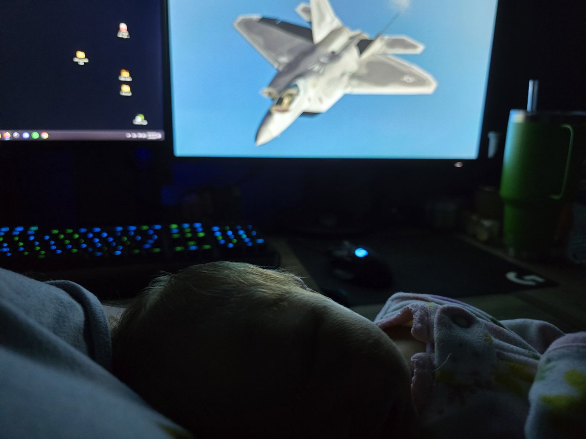 TaylorStryke's tweet photo. Staring them out right. Less than a week old and introducing her to @HLC_actual. https://t.co/fXO3F1XjUV