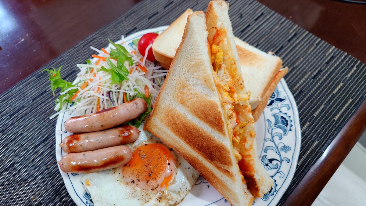 義経源 tweet media