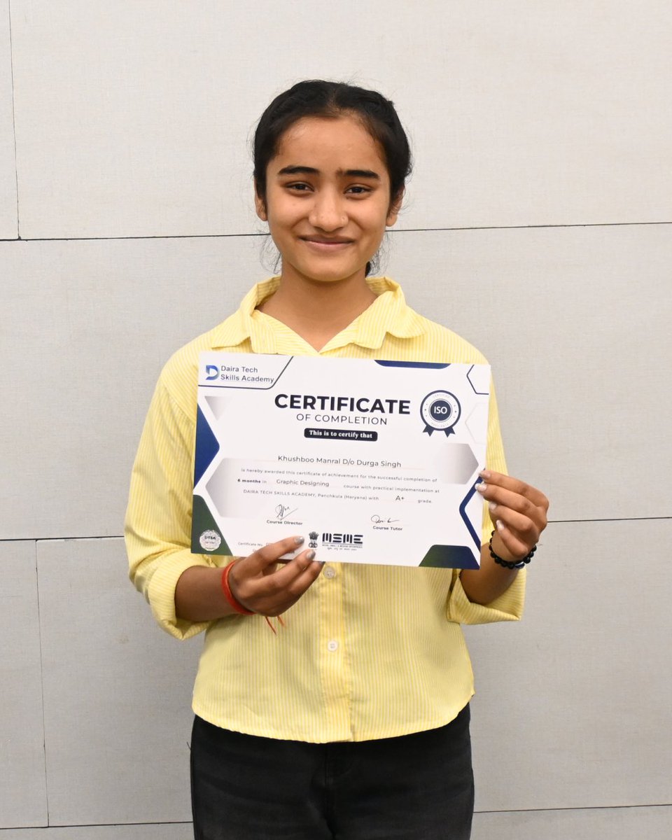 DairaTech's tweet photo. Congratulations Khushoo Manral on successfully completing the Graphic Designing course! 🎉✨
Wishing you a creative future filled with amazing designs and endless opportunities.
#graphicdesign #success #achievement https://t.co/8lMt4joTPu