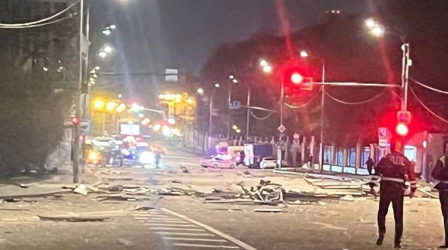 srbija_eu's tweet image. An explosion was heard on the night of 3-4 May in Moscow about six kilometres from the Kremlin, allegedly due to a drone attack. #news #russia #ukraina #kremlin #moscow