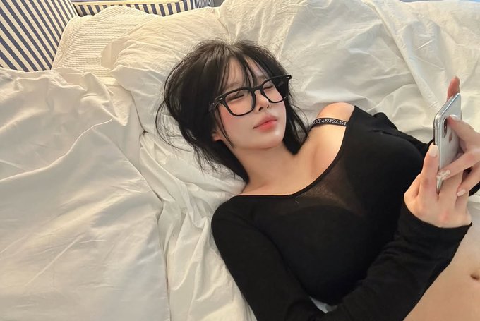 냥집사 tweet media