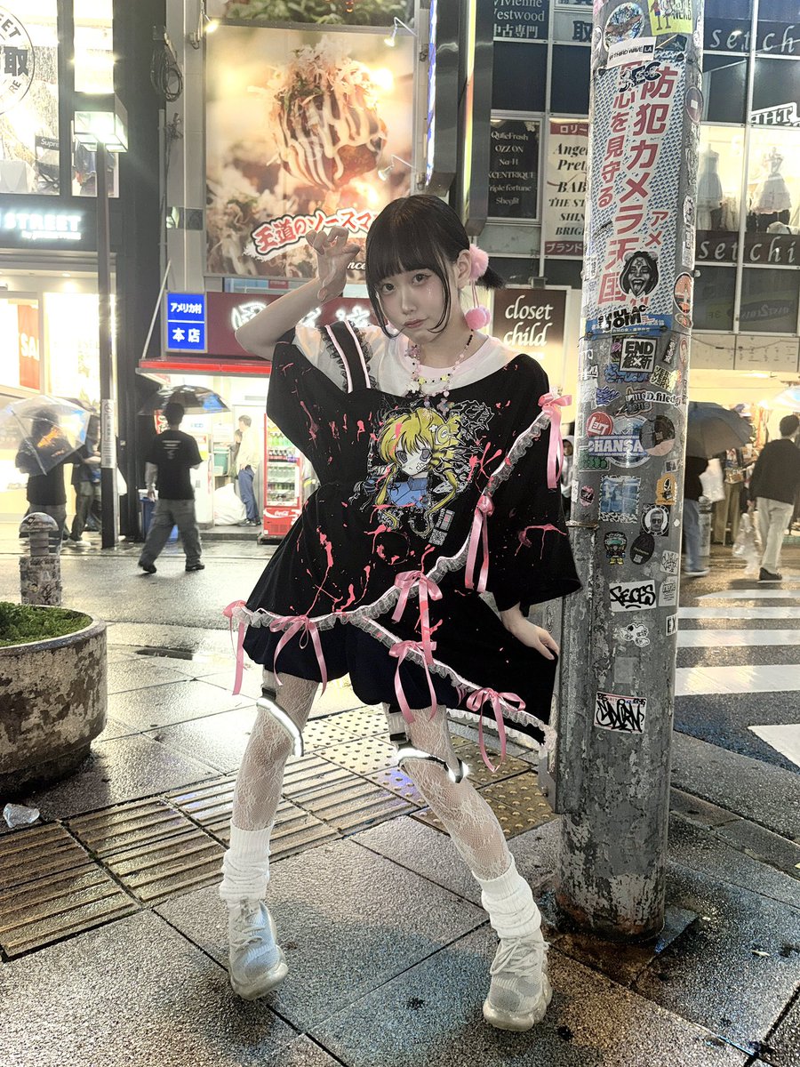 雀蜂　大阪アメ村 tweet media