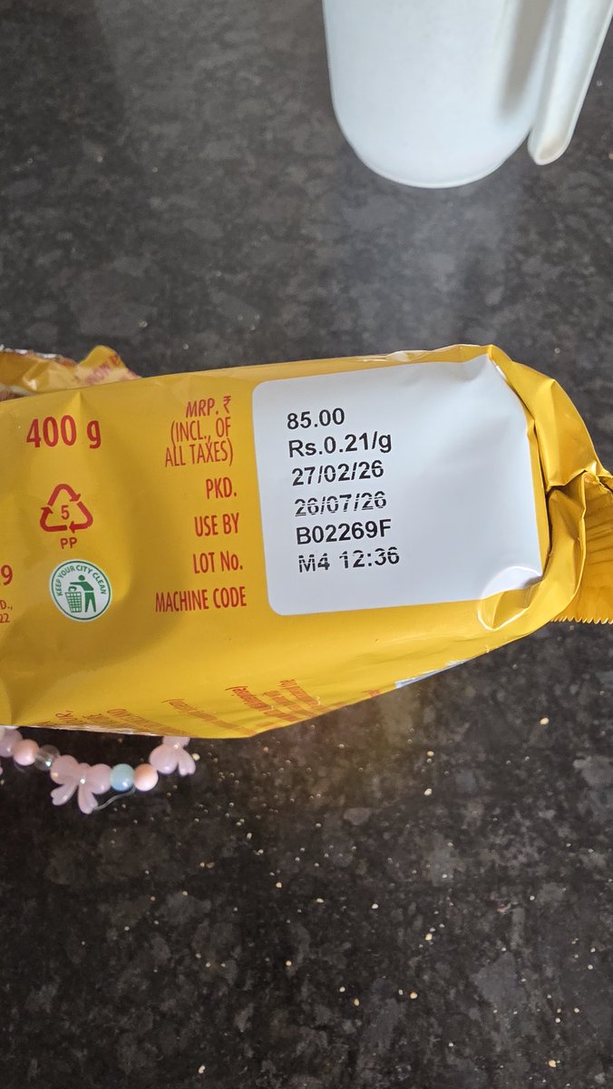 LifeStocksPills's tweet image. Disappointed with @BritanniaIndLtd. Bought a pack of Tostae biscuits and almost half were broken. Not just 1-2 pieces, but a big portion crushed. Expected better quality and handling. Hope this gets fixed soon. This is second instance from Same #Dmart store
#QualityMatters