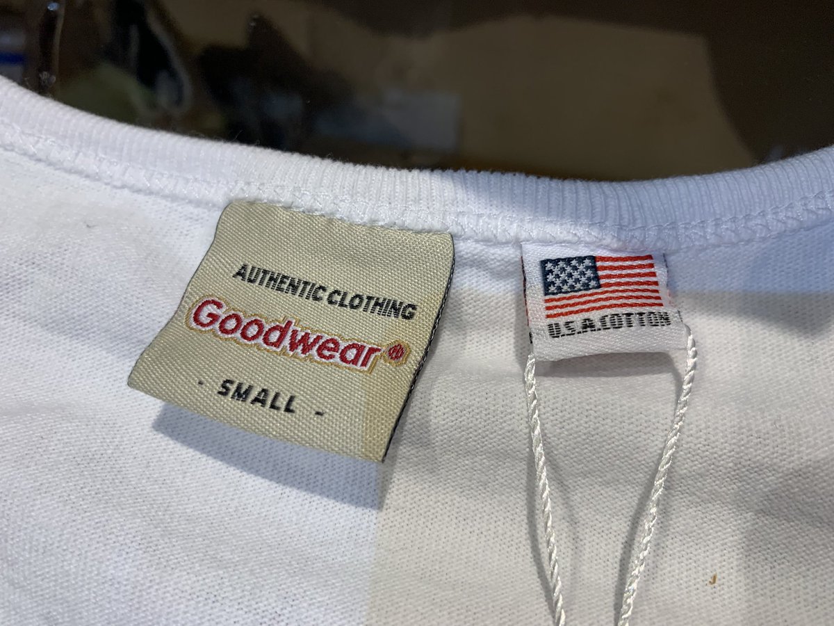 outsidekawasaki's tweet image. Goodwear
BIG Tank Top

新品アイテム

Size S,M,L
Price ¥3850 Taxin

#アウトサイド川崎 #川崎 #古着 #川崎古着 #神奈川古着 #川崎古着マップ #川崎アメカジ #goodwear #グッドウェア #タンクトップ  #ランニング #アンダーウェア #アメカジ #アメカジコーデ